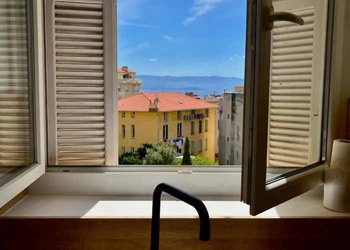 50 M Ajaccio (Corsica)